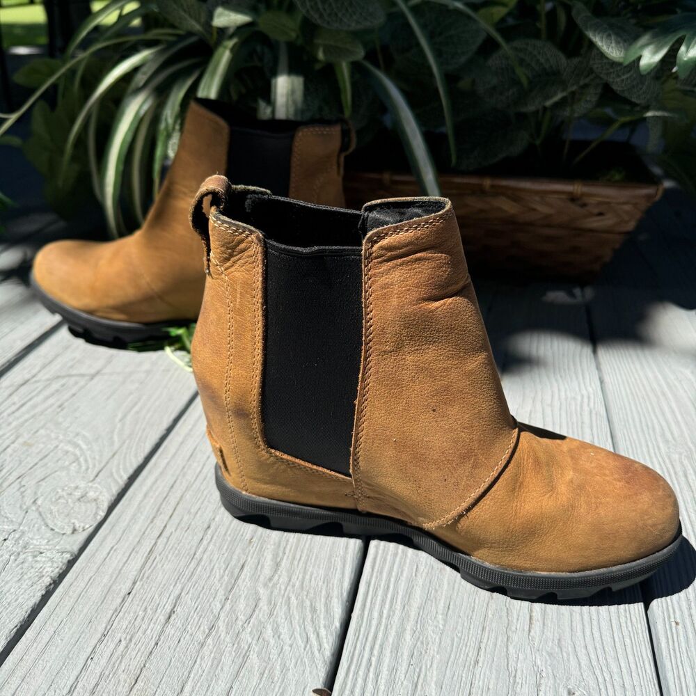 Sorel Wedge Waterproof Boots Leather Camel Pull On With Elastic Sides Winter S.8